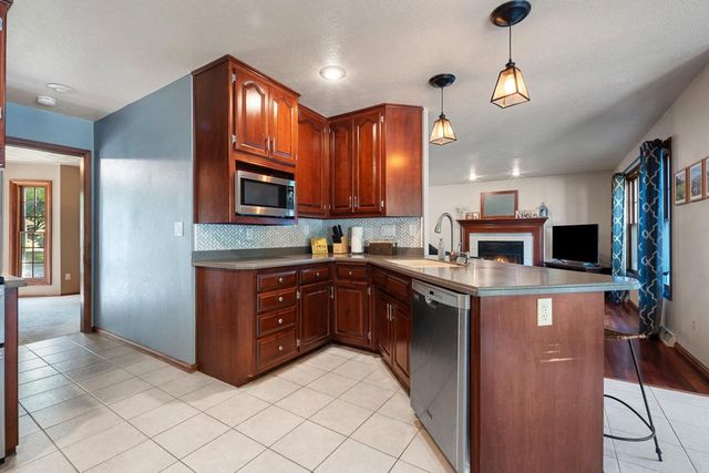 618 NIGHT COURT, Green Bay, WI 54313