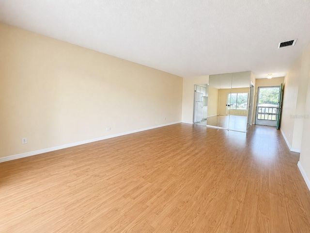 3900 ROXANE BOULEVARD 11B, Sarasota, FL 34235