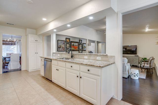 3733 Fenton Avenue, Fort Worth, TX 76133