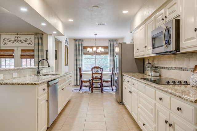 3733 Fenton Avenue, Fort Worth, TX 76133