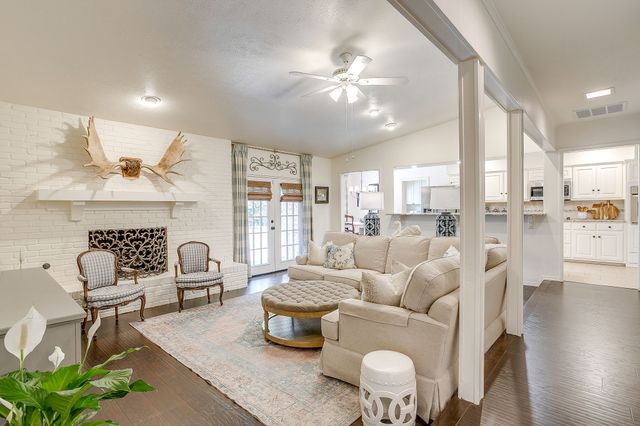 3733 Fenton Avenue, Fort Worth, TX 76133