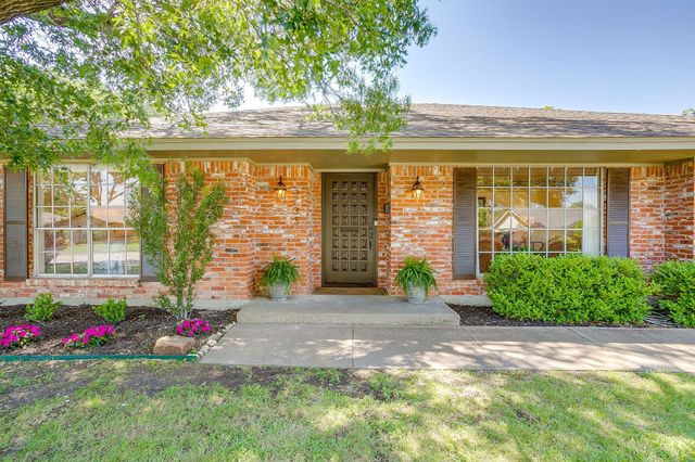 3733 Fenton Avenue, Fort Worth, TX 76133