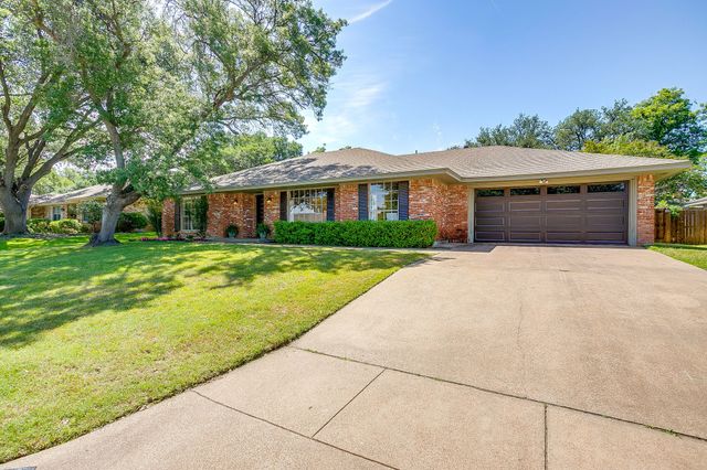3733 Fenton Avenue, Fort Worth, TX 76133