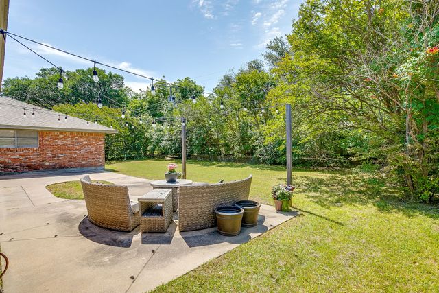 3733 Fenton Avenue, Fort Worth, TX 76133