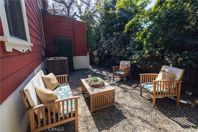 703 Manzanita Avenue, Sierra Madre, CA 91024