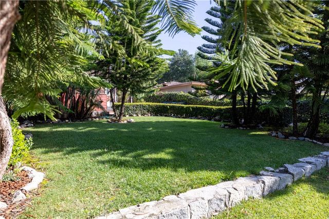 703 Manzanita Avenue, Sierra Madre, CA 91024