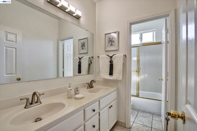 5124 Adriana Ct, Antioch, CA 94531