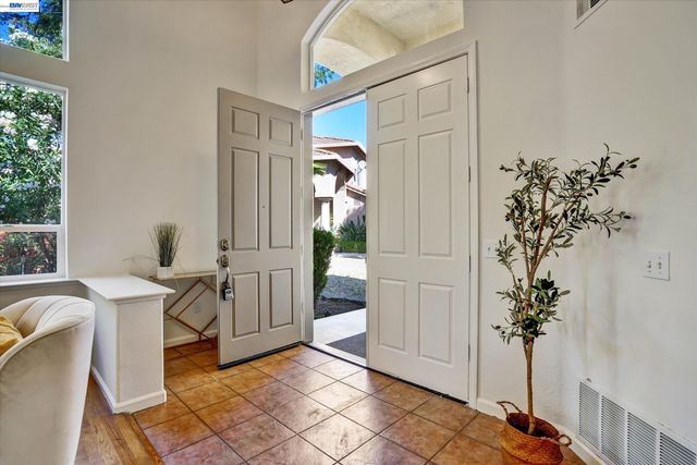 5124 Adriana Ct, Antioch, CA 94531