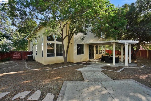 5124 Adriana Ct, Antioch, CA 94531