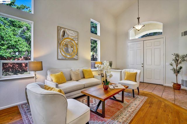 5124 Adriana Ct, Antioch, CA 94531