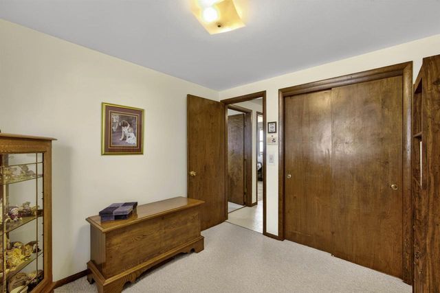 2437 PESHTIGO STREET, Green Bay, WI 54313