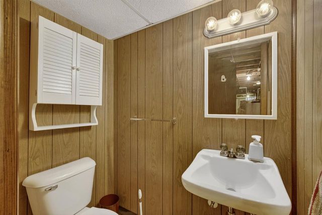 2437 PESHTIGO STREET, Green Bay, WI 54313