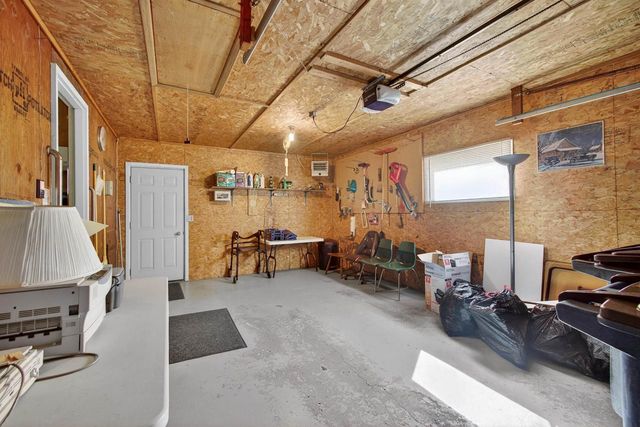 2437 PESHTIGO STREET, Green Bay, WI 54313