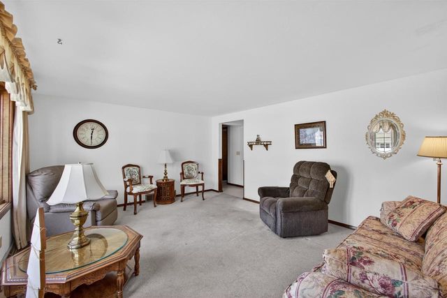 2437 PESHTIGO STREET, Green Bay, WI 54313