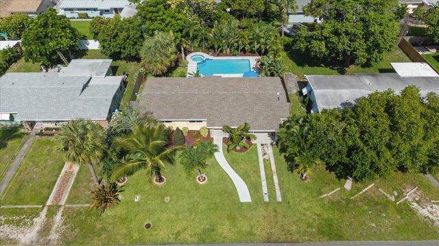 925 NE 25th Avenue, Pompano Beach, FL 33062