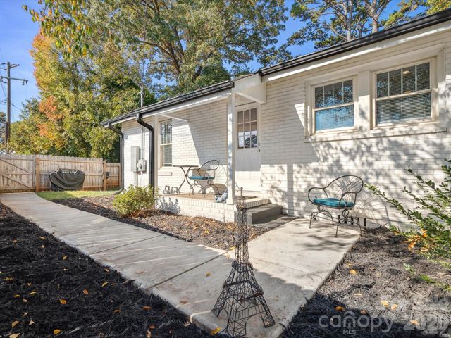 3001 Tuckaseegee Road, Charlotte, NC 28208