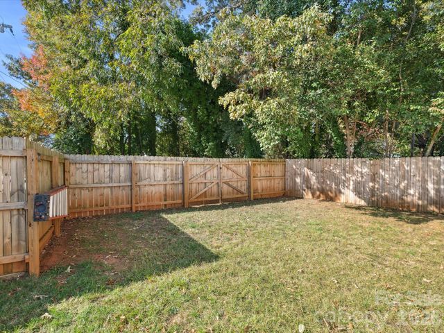 3001 Tuckaseegee Road, Charlotte, NC 28208