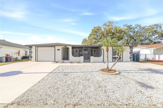 9821 LAKESIDE LANE, Port Richey, FL 34668