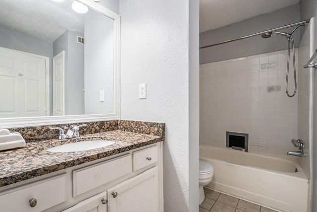 4001 Riverlook Parkway SE 203, Marietta, GA 30067