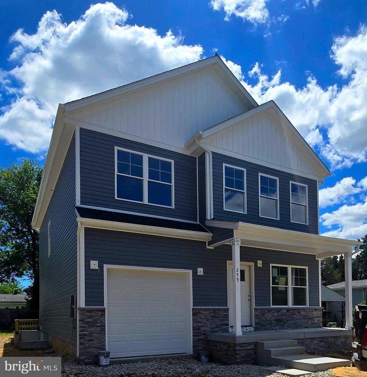 Image 1 of property listing at 259 ARUNDEL RD, Pasadena, MD 21122