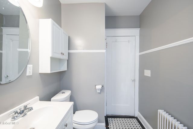 40 Pinewood Avenue, Albany, NY 12208