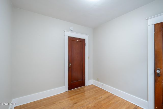 40 Pinewood Avenue, Albany, NY 12208