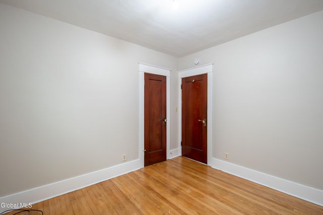 40 Pinewood Avenue, Albany, NY 12208