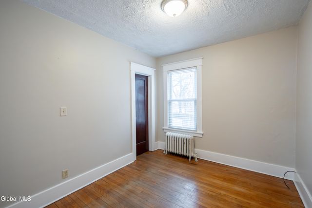 40 Pinewood Avenue, Albany, NY 12208