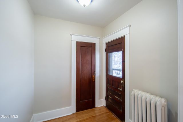 40 Pinewood Avenue, Albany, NY 12208