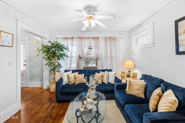 40 Pinewood Avenue, Albany, NY 12208