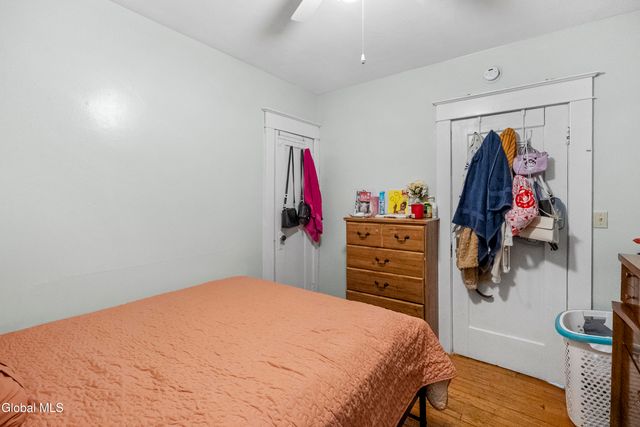 40 Pinewood Avenue, Albany, NY 12208