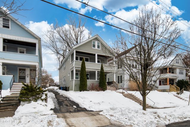 40 Pinewood Avenue, Albany, NY 12208