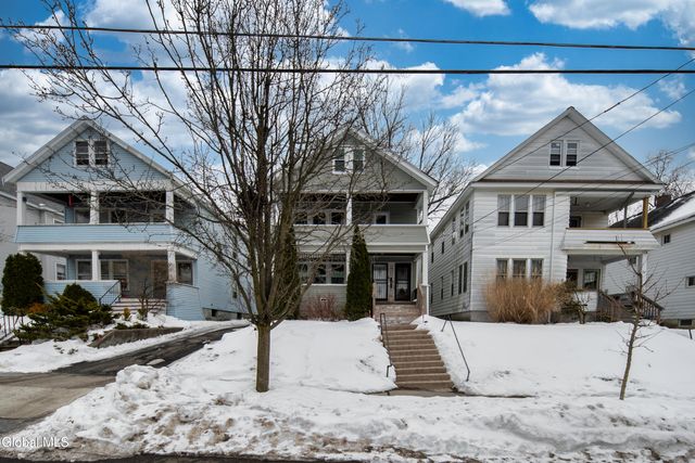 40 Pinewood Avenue, Albany, NY 12208