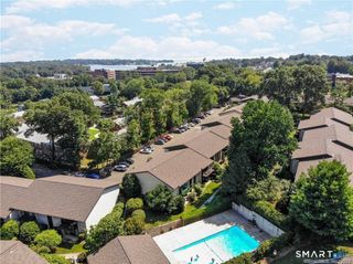 73 Courtland Avenue 163 ( #8), Stamford, CT 06902