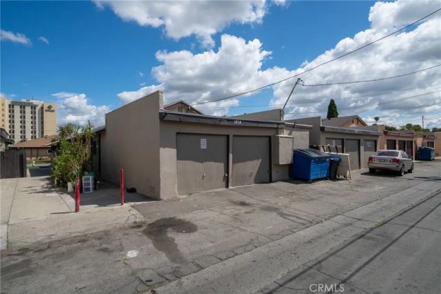 1804 W Glen Avenue, Anaheim, CA 92801