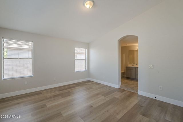 2518 W CARSON Road, Phoenix, AZ 85041