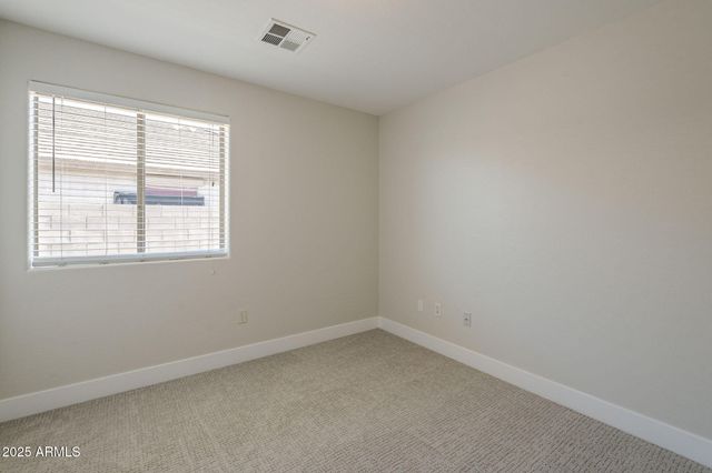 2518 W CARSON Road, Phoenix, AZ 85041