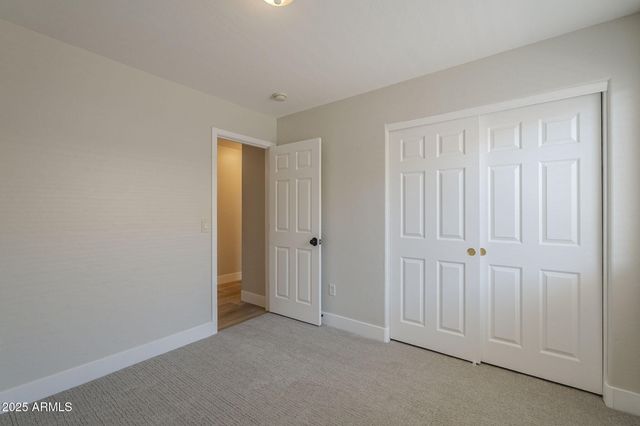 2518 W CARSON Road, Phoenix, AZ 85041