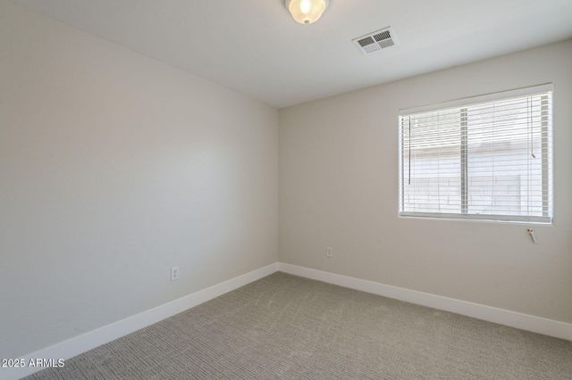 2518 W CARSON Road, Phoenix, AZ 85041