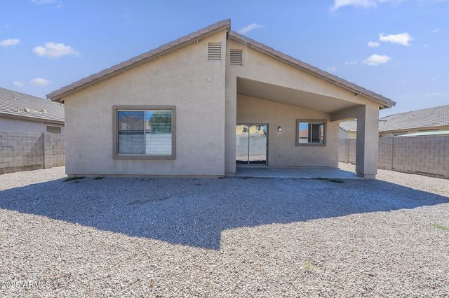 2518 W CARSON Road, Phoenix, AZ 85041