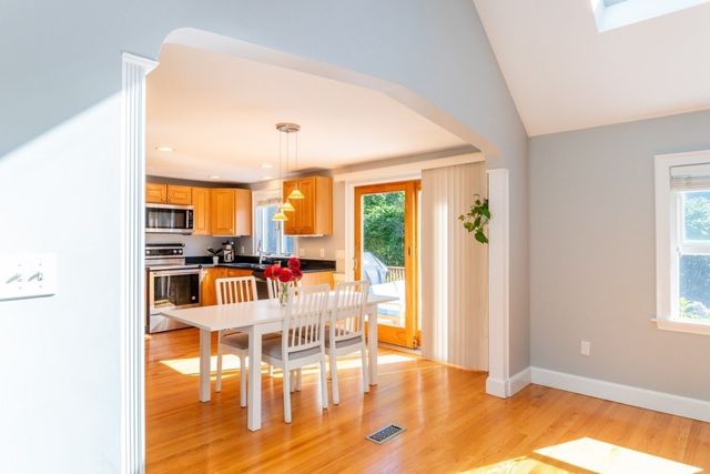 30 Colonial Avenue, Waltham, MA 02453
