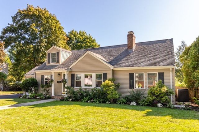 30 Colonial Avenue, Waltham, MA 02453