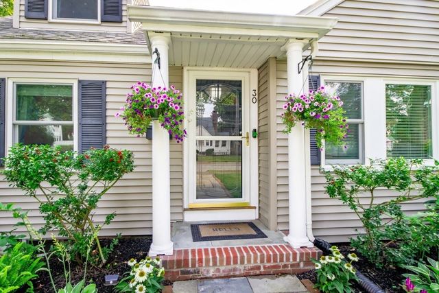 30 Colonial Avenue, Waltham, MA 02453