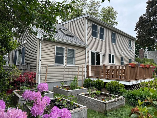 30 Colonial Avenue, Waltham, MA 02453