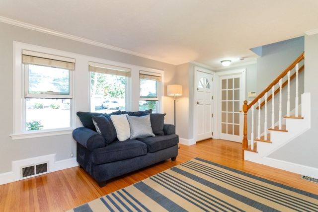 30 Colonial Avenue, Waltham, MA 02453