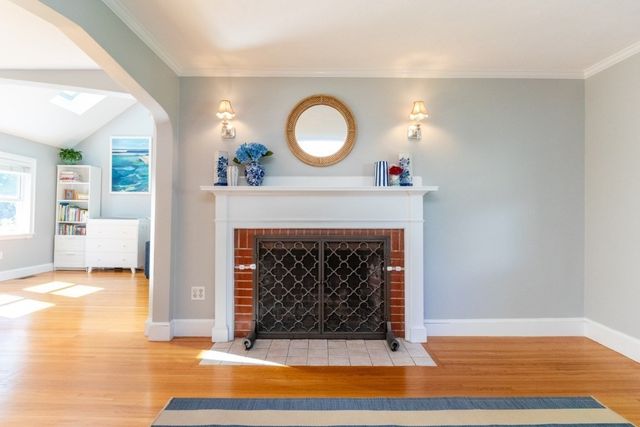 30 Colonial Avenue, Waltham, MA 02453