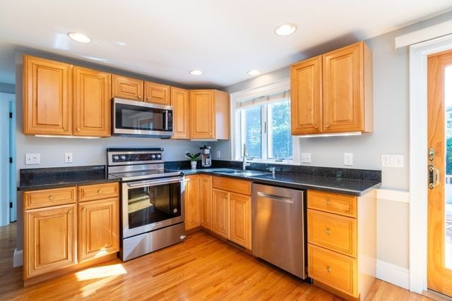 30 Colonial Avenue, Waltham, MA 02453