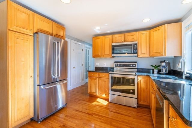 30 Colonial Avenue, Waltham, MA 02453