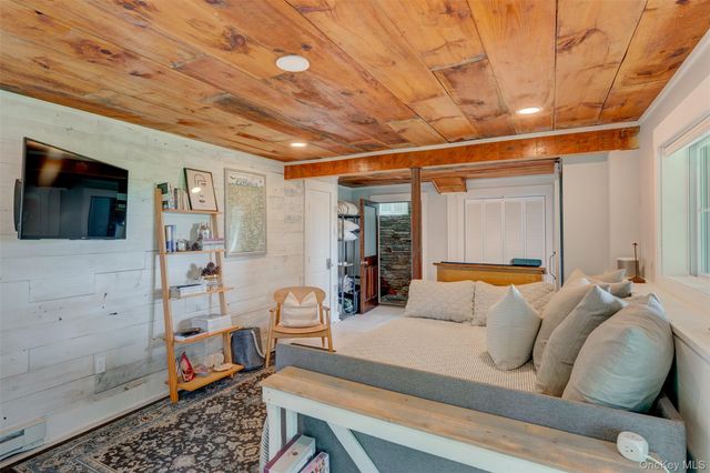 119 Lake Ridge Road, Narrowsburg, NY 12764