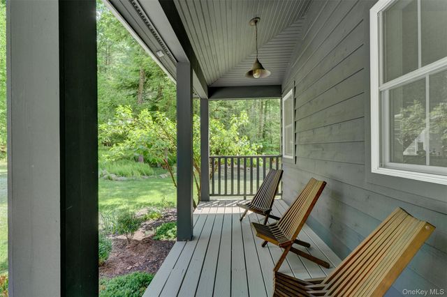 119 Lake Ridge Road, Narrowsburg, NY 12764